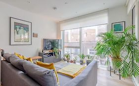 Superb 1 Bedroom Apartment 3Mins From Tube Station