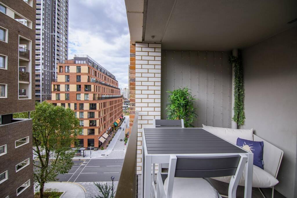 Superb 1 Bedroom Apartment 3Mins From Tube Station London Exterior photo